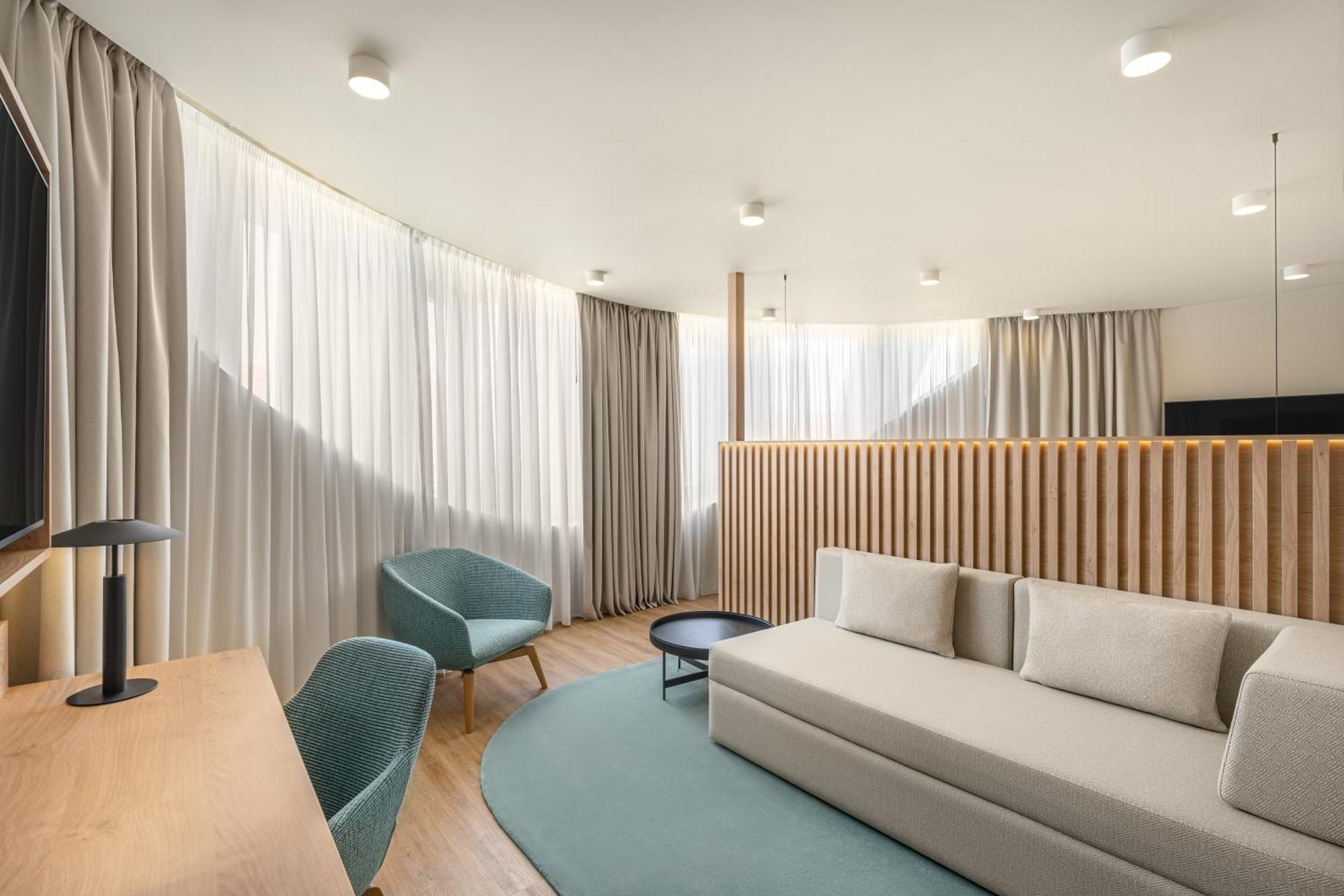 Hilton Garden Inn Debrecen City Center Exterior photo