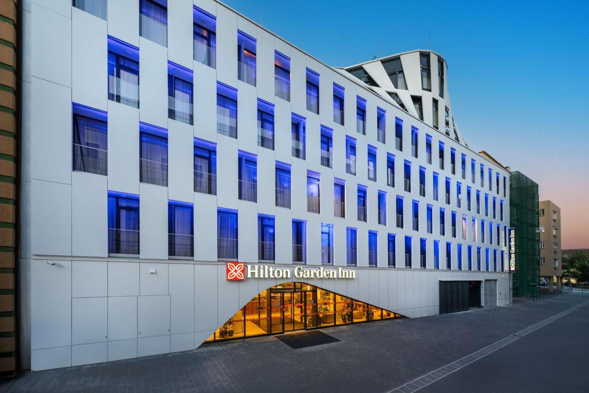 Hilton Garden Inn Debrecen City Center Exterior photo